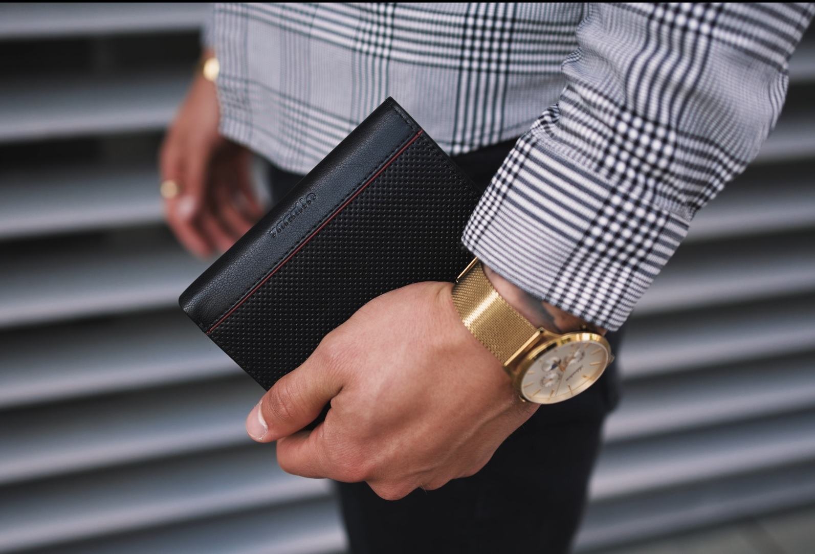How to Choose a Good Men's Wallet?